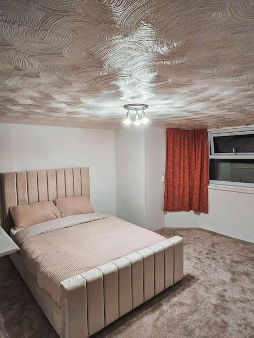 Spacious House In Ipswich Ngoại thất bức ảnh