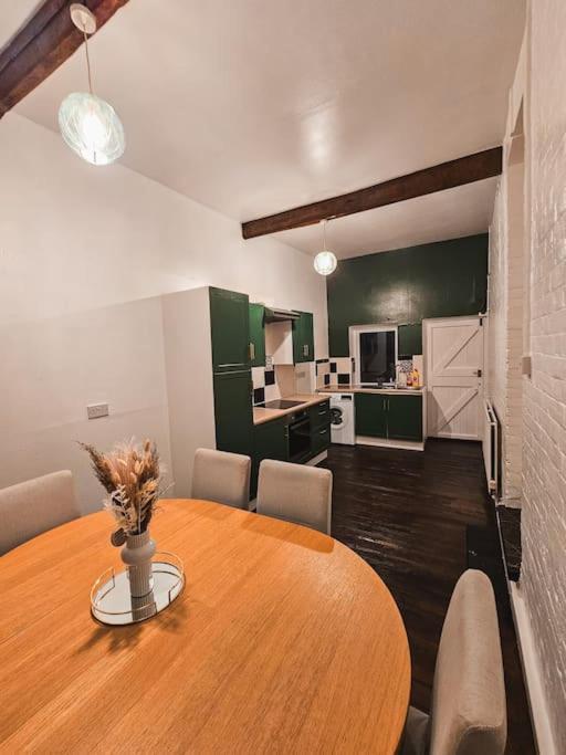 Spacious House In Ipswich Ngoại thất bức ảnh